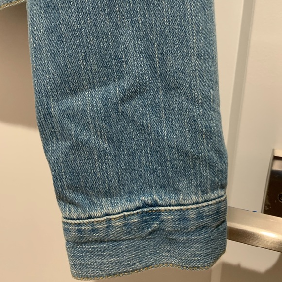 Forever 21 Jean Jacket (never worn!!) 🌻 - Picture 5 of 6